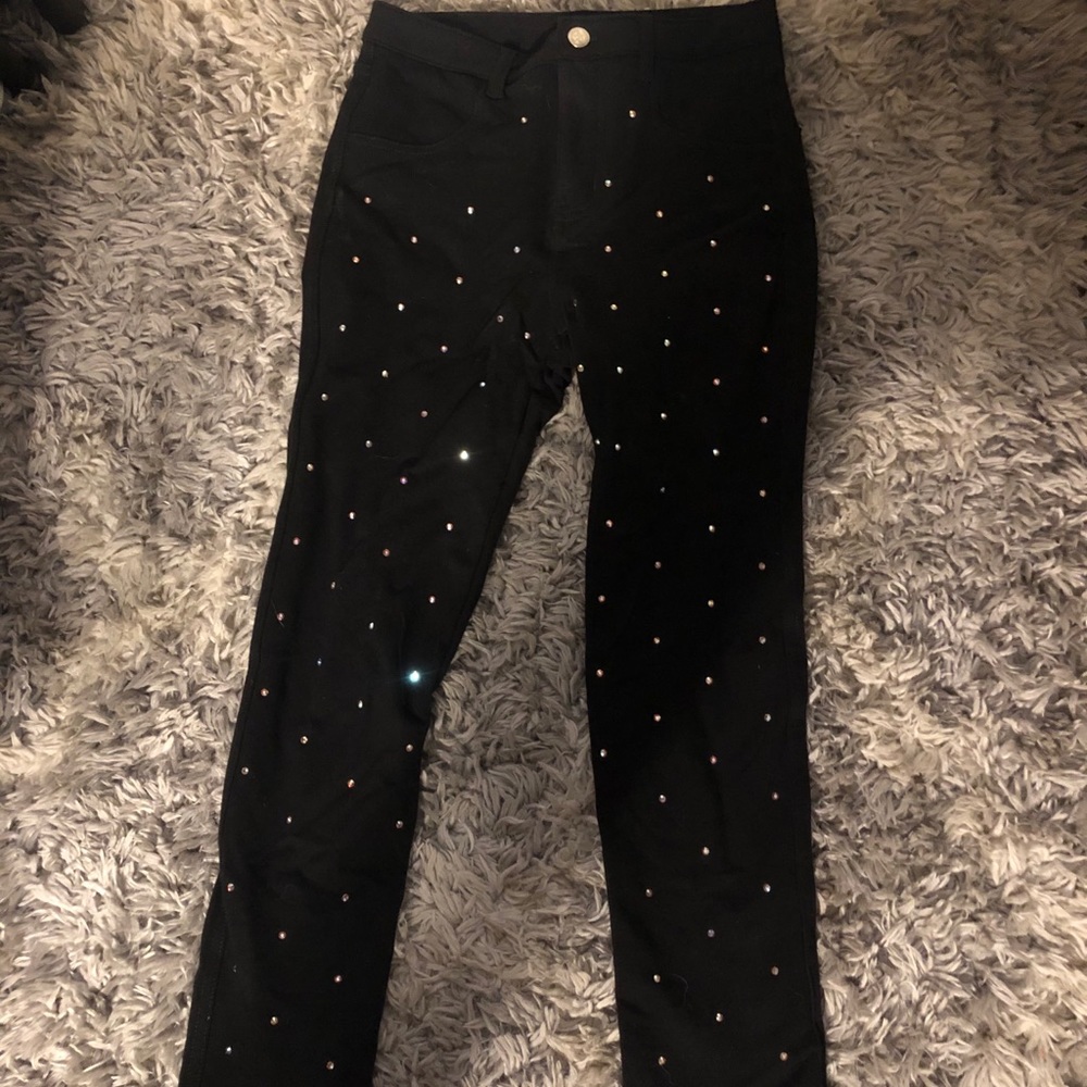 🖤CUTE BLACK JEGGINGS WITH SEQUINS🖤.